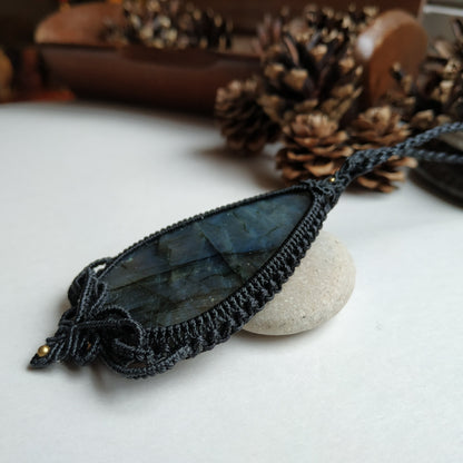 Labradorite Macrame Necklace - SOLD