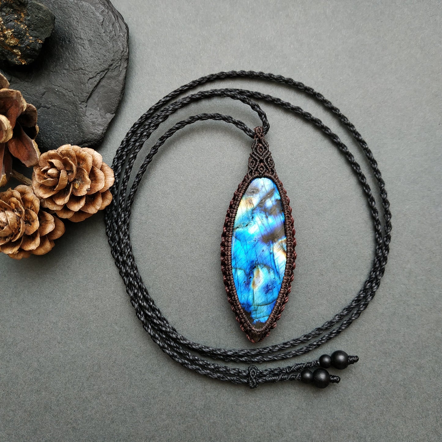 Labradorite Macrame Necklace | Pendant size approx 7.3 cm