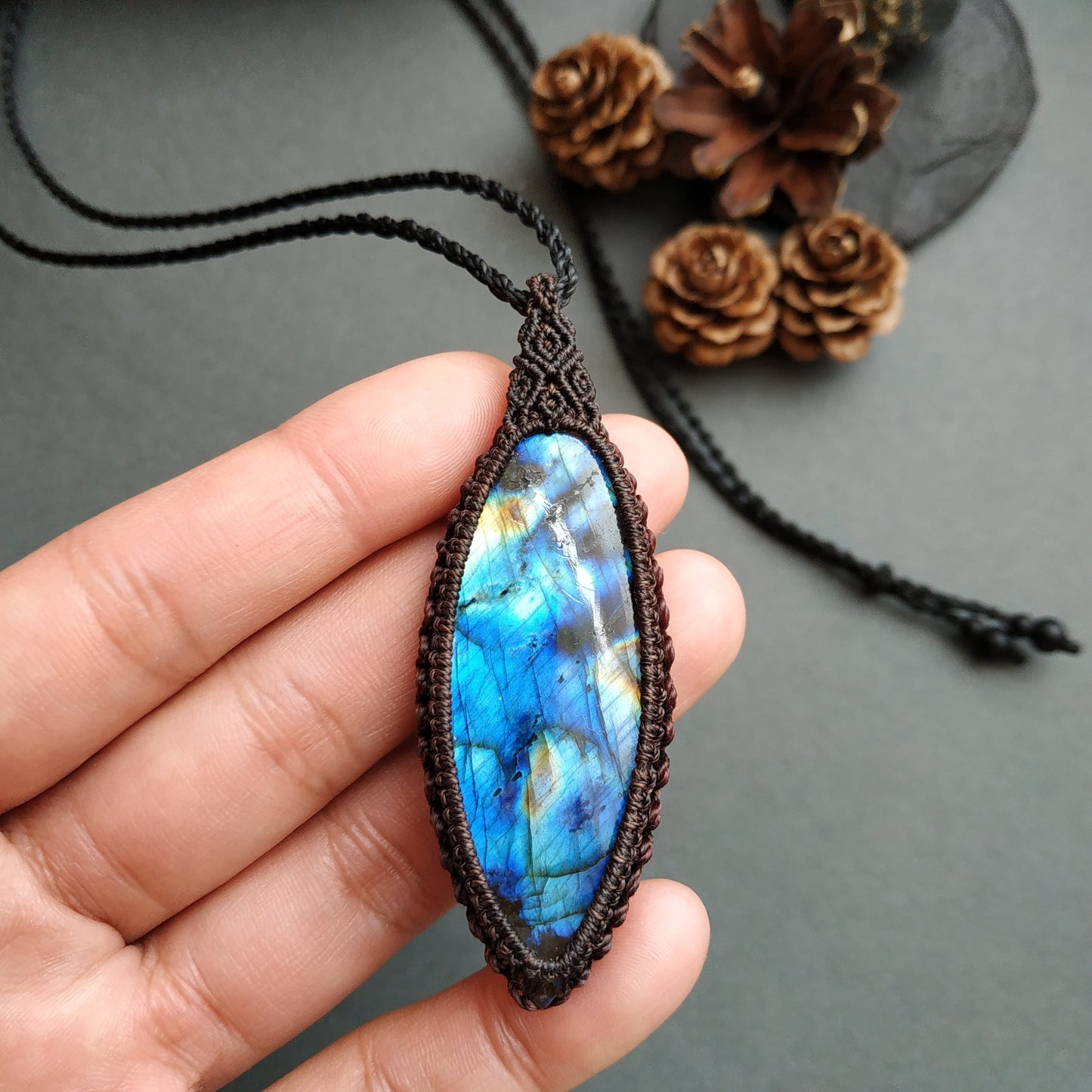 Labradorite Macrame Necklace | Pendant size approx 7.3 cm