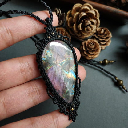 Multi Flash Spectrolite Labradorite Macrame Necklace | Pendant size approx 8 cm
