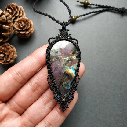 Multi Flash Spectrolite Labradorite Macrame Necklace | Pendant size approx 8 cm