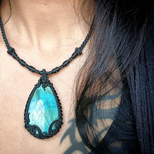 Labradorite Macrame Necklace - Freehand Design  - SOLD