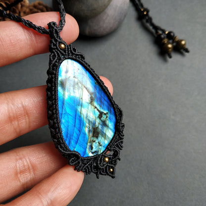 Labradorite Macrame Necklace - SOLD