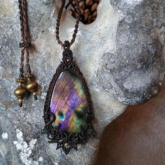 Labradorite Macrame Necklace - SOLD