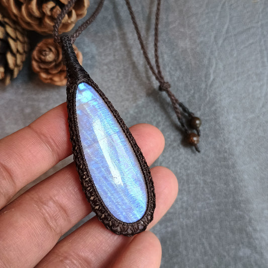 Moonstone Macrame Necklace - SOLD