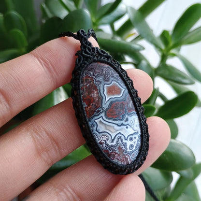 Crazy Lace Agate Macrame Necklace | Pendant size approx 5.3 cm