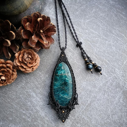 Apatite Macrame Necklace | Pendant size approx 7.4 cm
