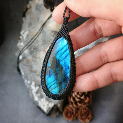 Labradorite Macrame Necklace | Pendant size approx 6.8 cm