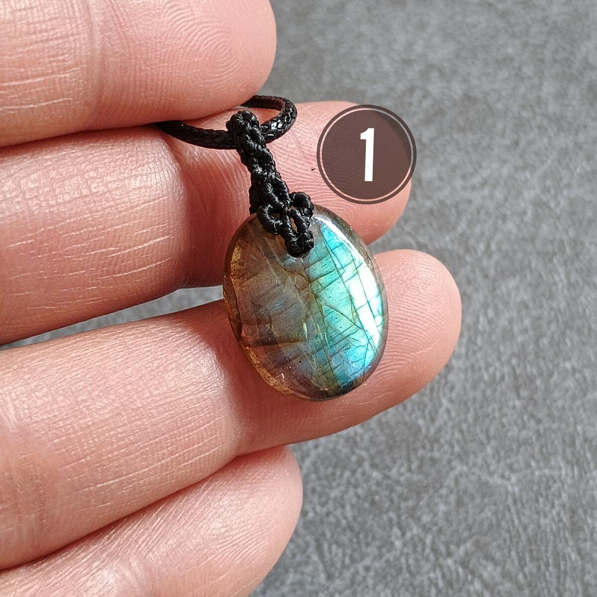 Mini Labradorite Macrame Necklace [LOT-DGA1]