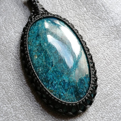 Apatite Macrame Necklace | Pendant size approx 6.2 cm - SOLD