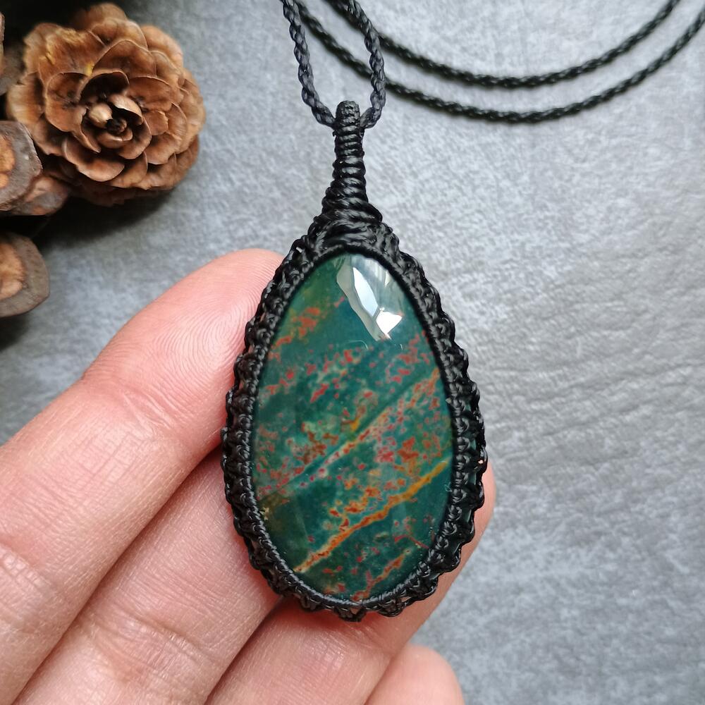 Bloodstone Macrame Necklace | Pendant size approx 5.3 cm