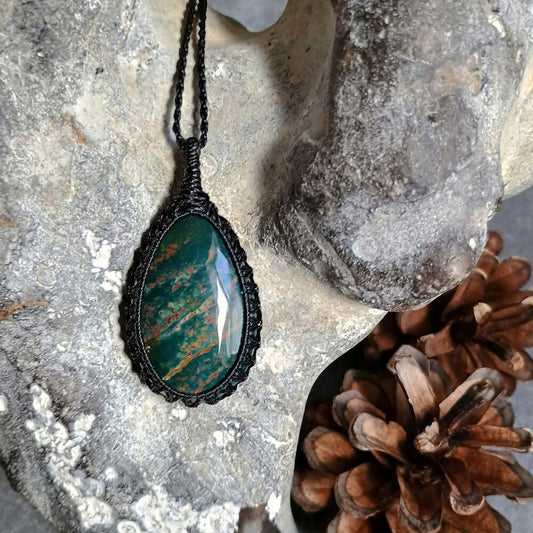 Bloodstone Macrame Necklace | Pendant size approx 5.3 cm