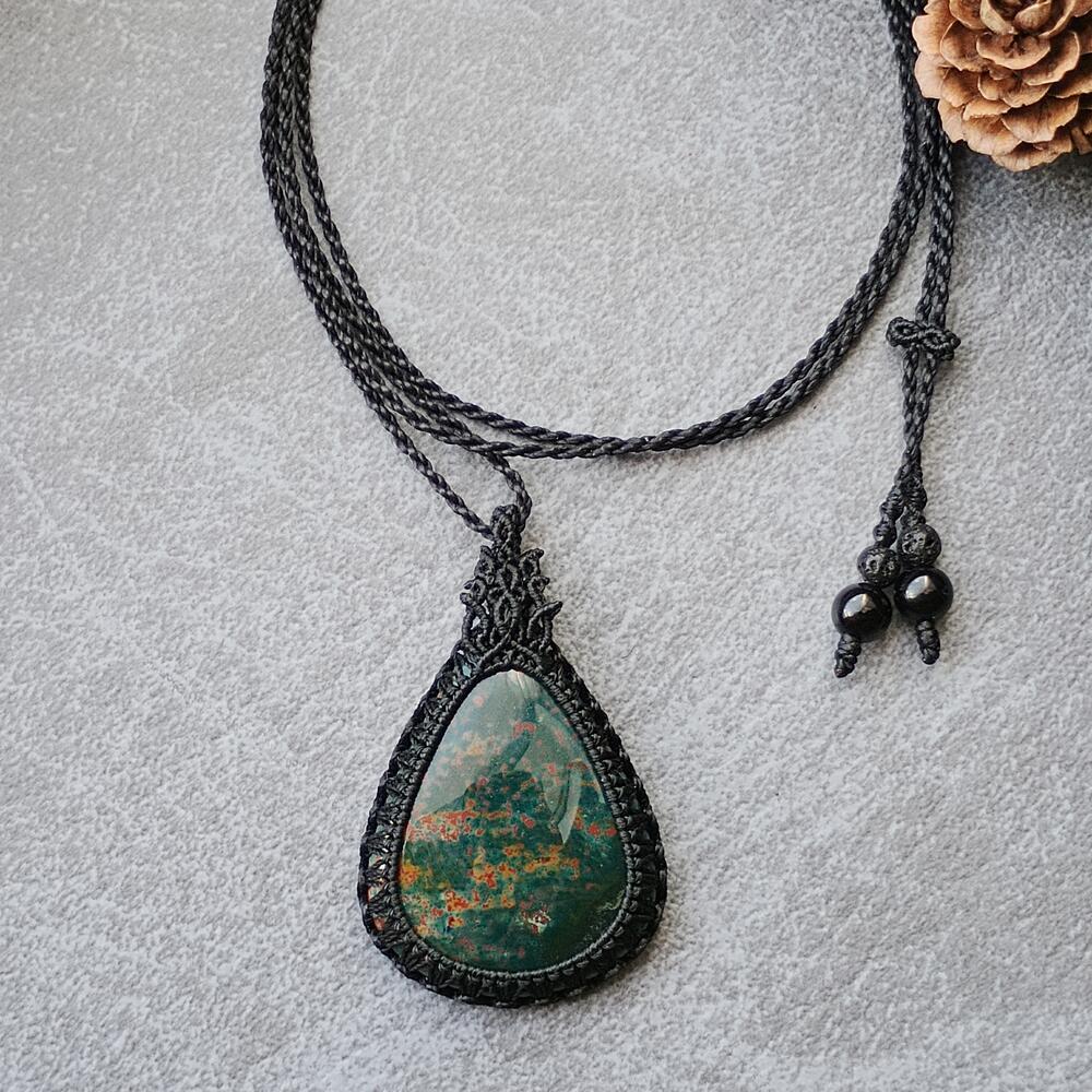 Bloodstone Macrame Necklace | Pendant size approx 5.2 cm