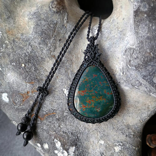 Bloodstone Macrame Necklace | Pendant size approx 5.2 cm