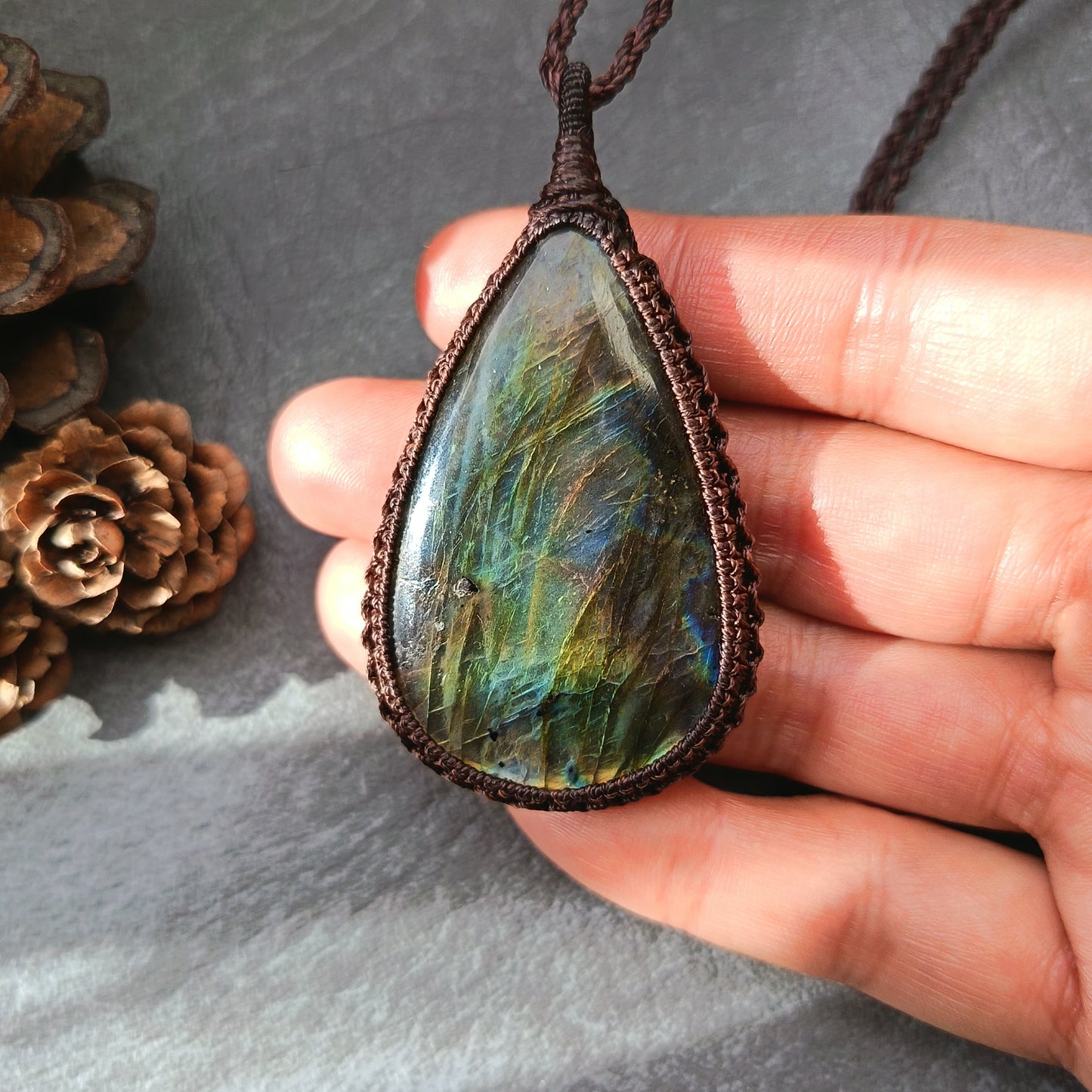 Labradorite Macrame Necklace | Pendant size approx 6.8 cm