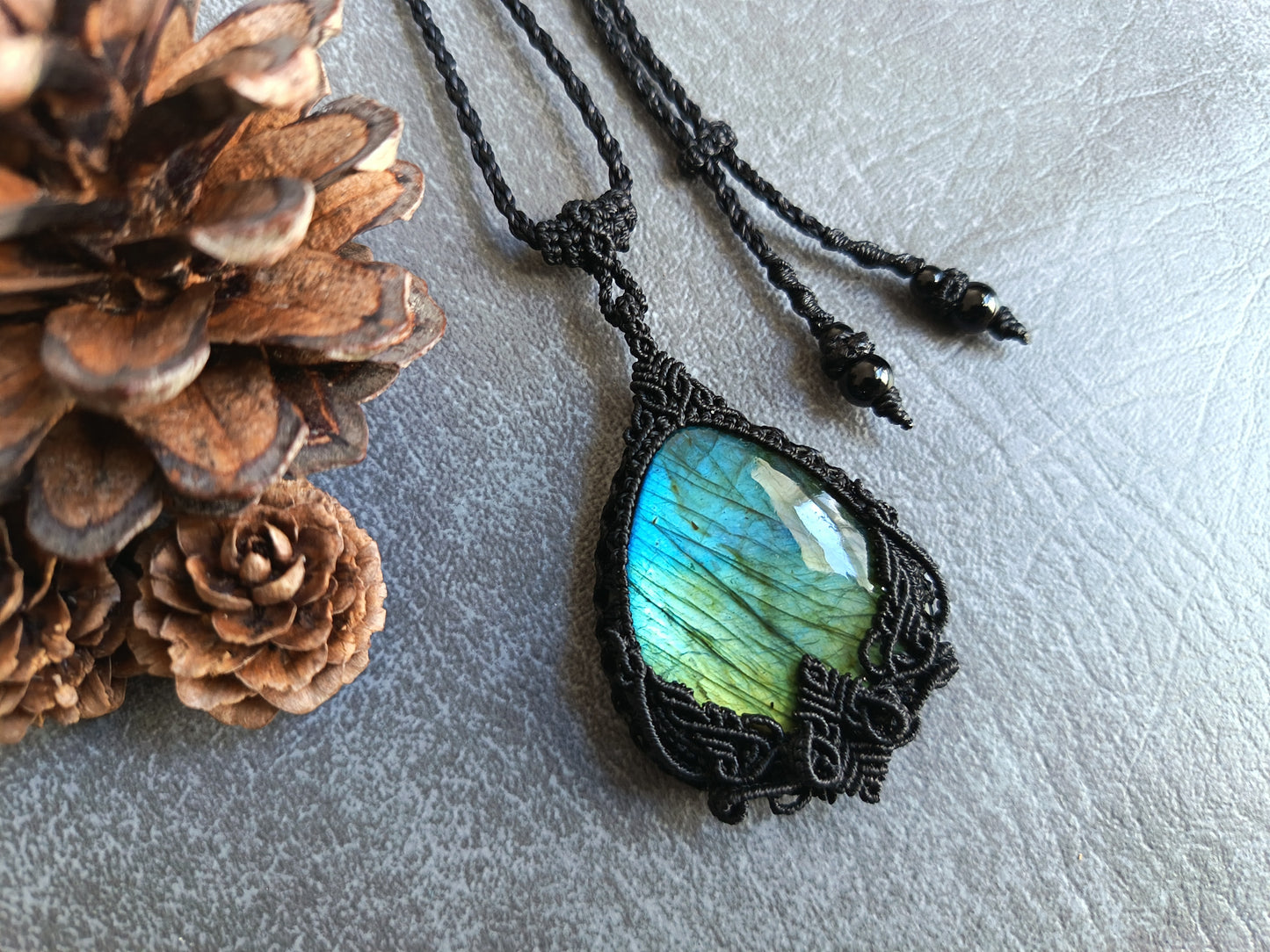 Labradorite Macrame Necklace | Pendant size approx 6.5cm - Freehand Design