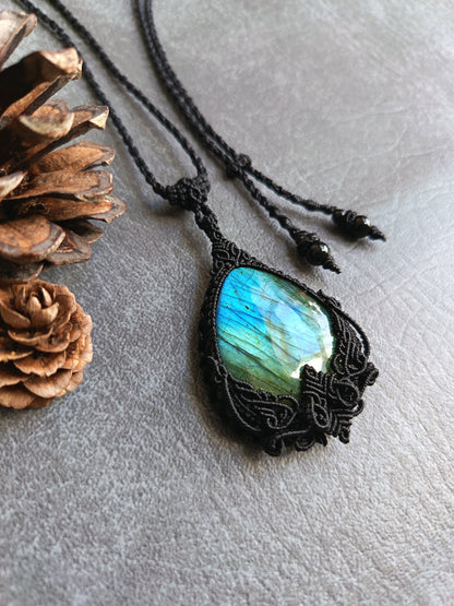 Labradorite Macrame Necklace | Pendant size approx 6.5cm - Freehand Design