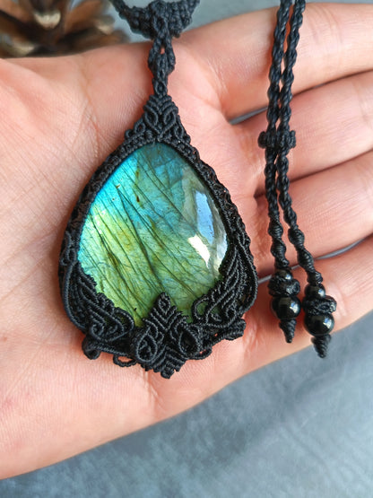 Labradorite Macrame Necklace | Pendant size approx 6.5cm - Freehand Design