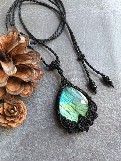 Labradorite Macrame Necklace | Pendant size approx 6.5cm - Freehand Design