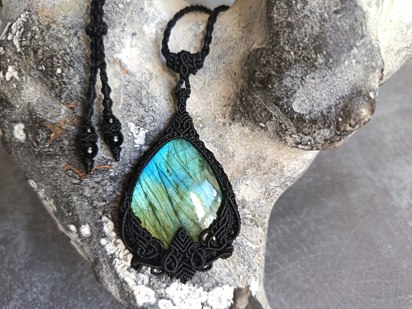Labradorite Macrame Necklace | Pendant size approx 6.5cm - Freehand Design