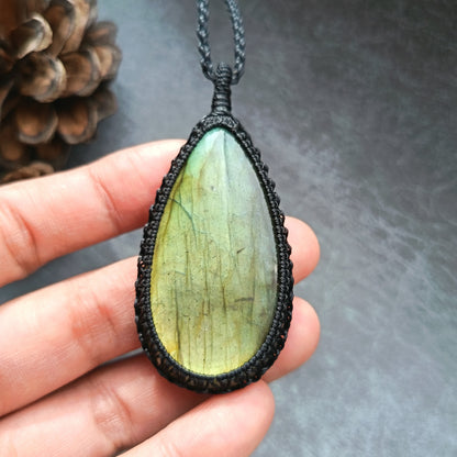 Labradorite Macrame Necklace | Pendant size approx 6.5 cm - Clearance