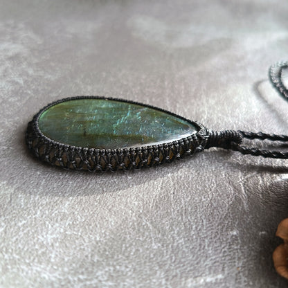Labradorite Macrame Necklace | Pendant size approx 6.5 cm - Clearance