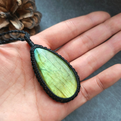Labradorite Macrame Necklace | Pendant size approx 6.5 cm - Clearance