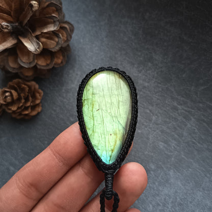 Labradorite Macrame Necklace | Pendant size approx 6.5 cm - Clearance