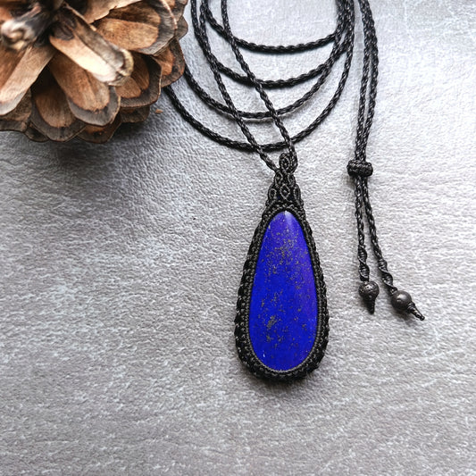 Lapis Lazuli Macrame Necklace | Pendant size approx 5.5 cm