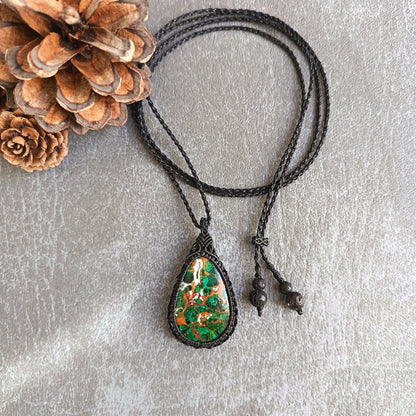 Malachite Chrysocolla Macrame Necklace | Pendant size approx 4.7 cm