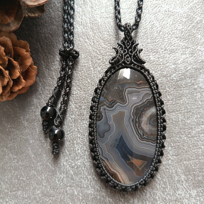 Turkish Agate Macrame Necklace | Pendant size approx 6.4 cm