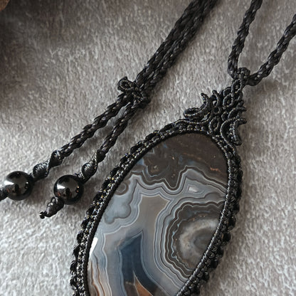 Turkish Agate Macrame Necklace | Pendant size approx 6.4 cm