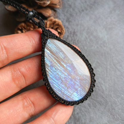 Moonstone Macrame Necklace | Pendant size approx 6.2 cm