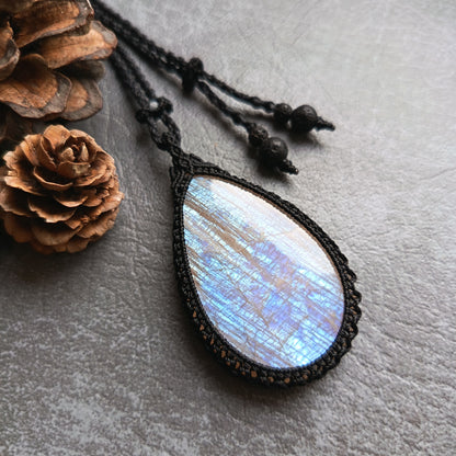 Moonstone Macrame Necklace | Pendant size approx 6.2 cm
