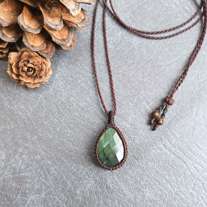 Labradorite Macrame Necklace | Pendant size approx 3.5 cm - SOLD