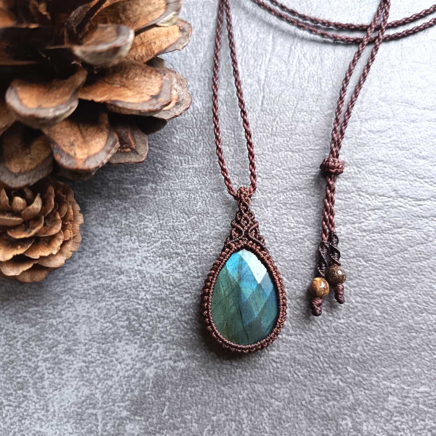 Labradorite Macrame Necklace | Pendant size approx 3.8 cm