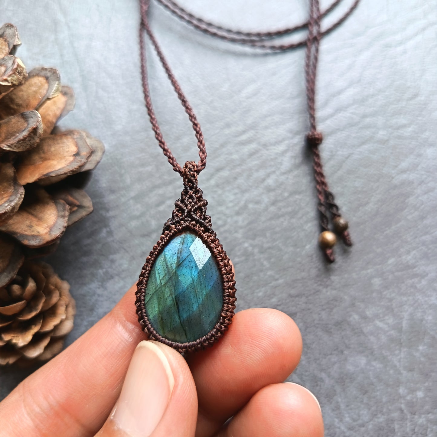 Labradorite Macrame Necklace | Pendant size approx 3.8 cm