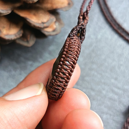 Labradorite Macrame Necklace | Pendant size approx 3.8 cm