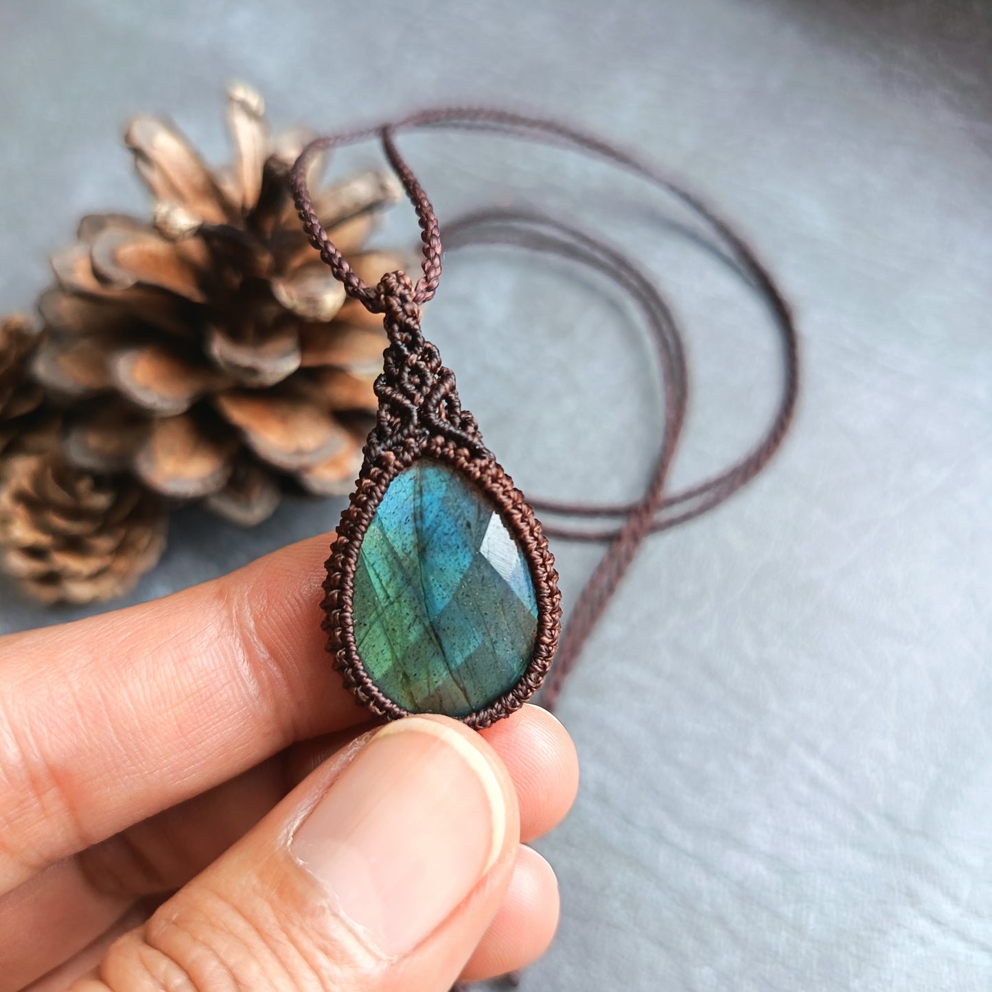 Labradorite Macrame Necklace | Pendant size approx 3.8 cm