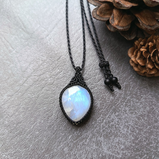 Moonstone Macrame Necklace | Pendant size approx 3.6 cm - SOLD