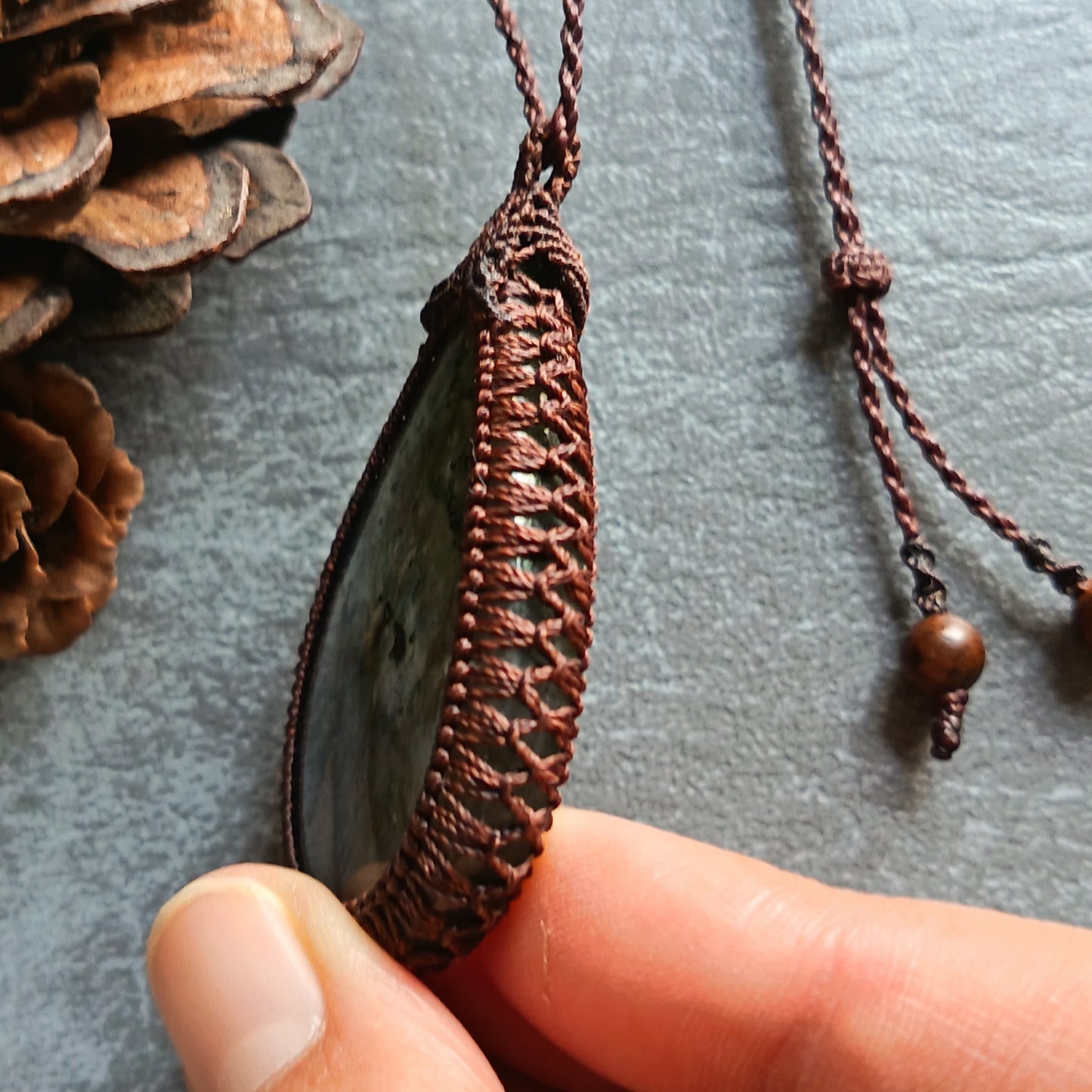 Labradorite Macrame Necklace | Pendant size approx 6.2 cm
