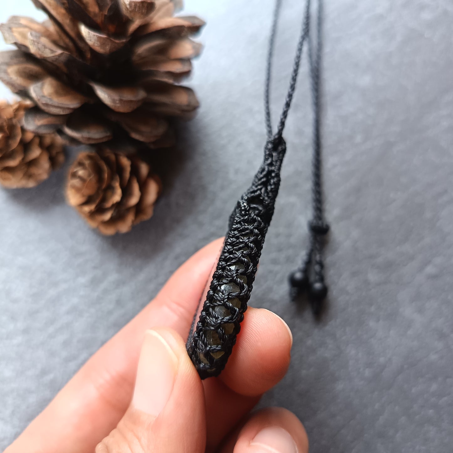 Labradorite Macrame Necklace | Pendant size approx 5.7 cm