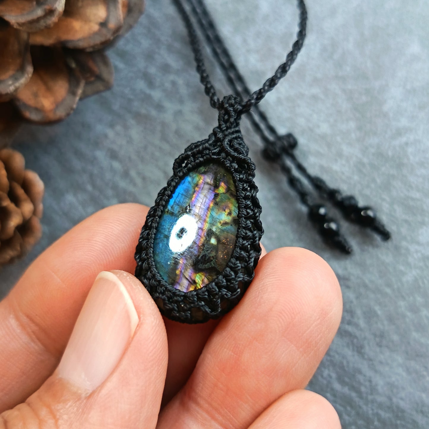 Labradorite Macrame Necklace | Pendant size approx 3.5 cm