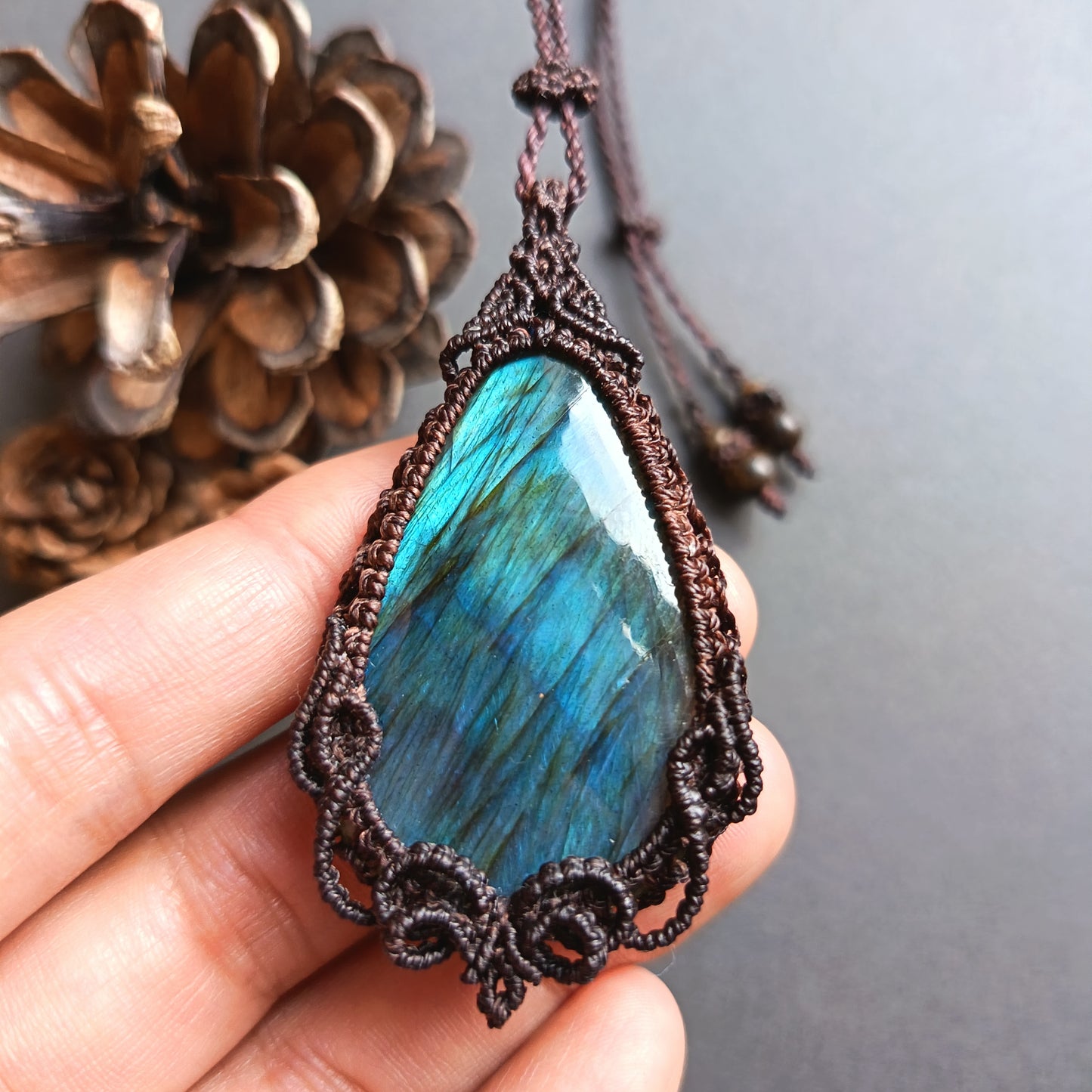 Labradorite Macrame Necklace | Pendant size approx 6.8 cm