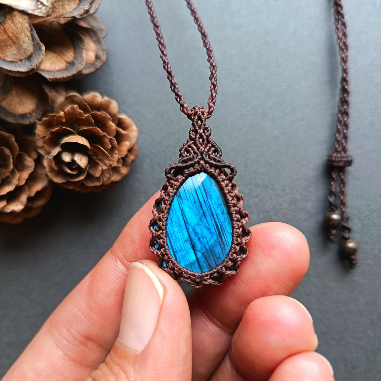 Labradorite Macrame Necklace | Pendant size approx 3.6 cm