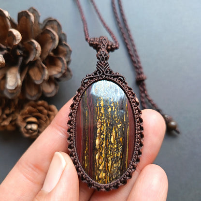 Tiger Iron | Iron Tiger's Eye Macrame Necklace | Pendant size 5.9 cm