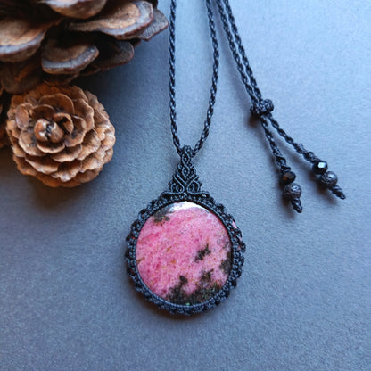 Rhodonite Macrame Necklace | Pendant size approx 4.3 cm