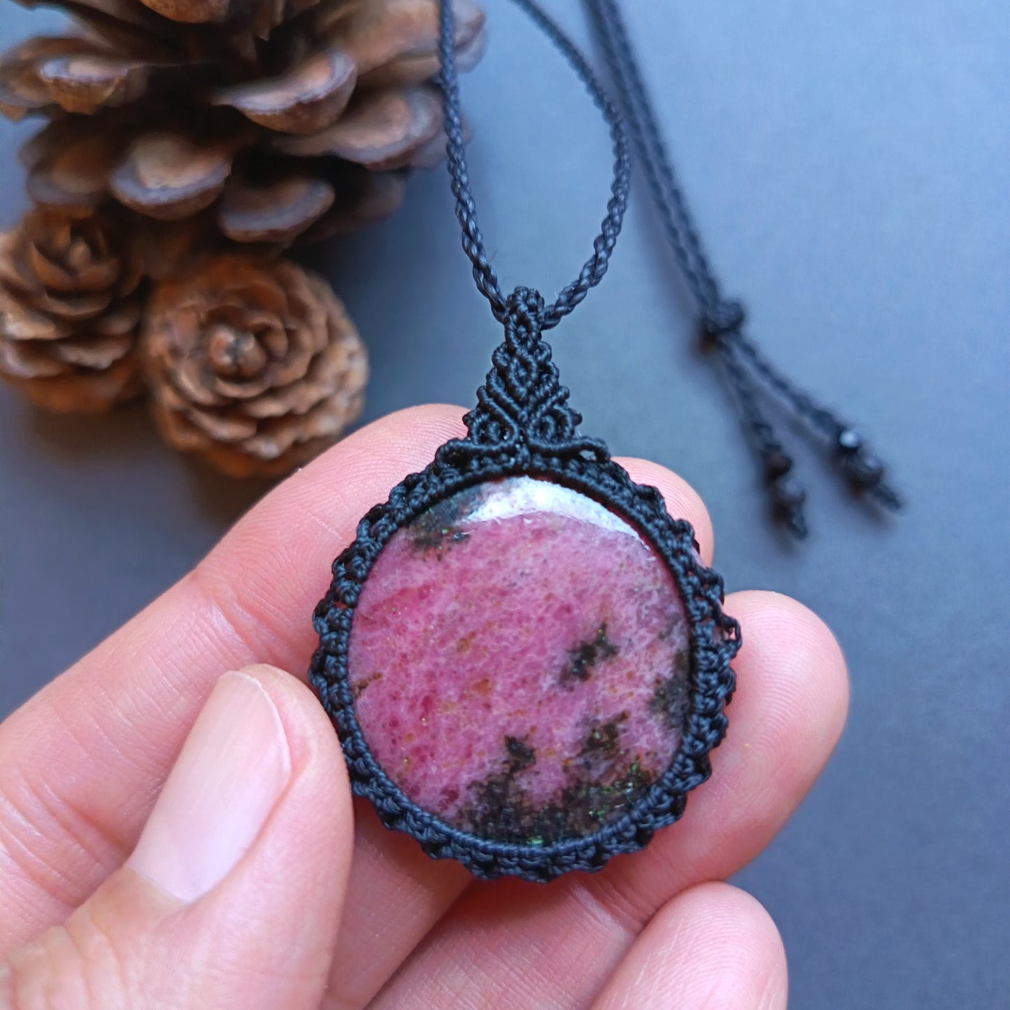 Rhodonite Macrame Necklace | Pendant size approx 4.3 cm