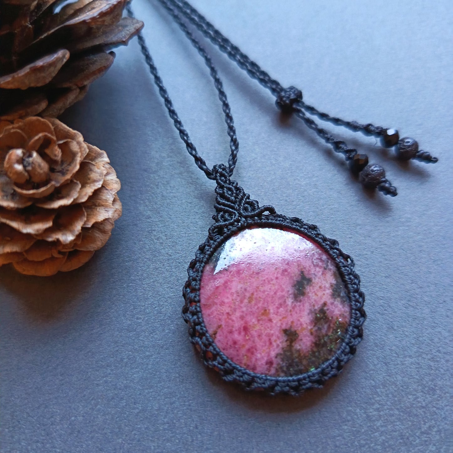 Rhodonite Macrame Necklace | Pendant size approx 4.3 cm