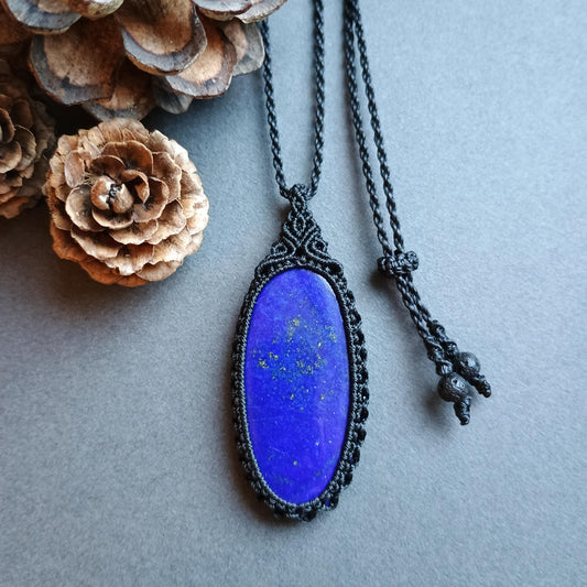 Lapis Lazuli Macrame Necklace | Pendant size approx 5.5 cm